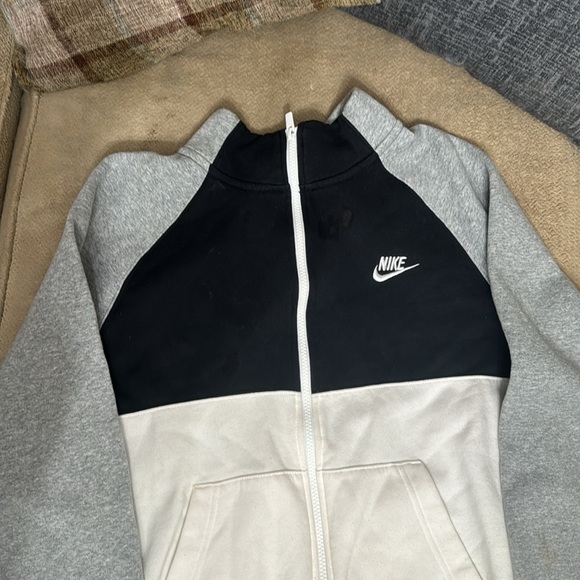 Men’s small Nike zip up - Picture 2 of 4